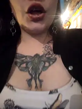 Miss Amelie online show from March 6, 1:48 am