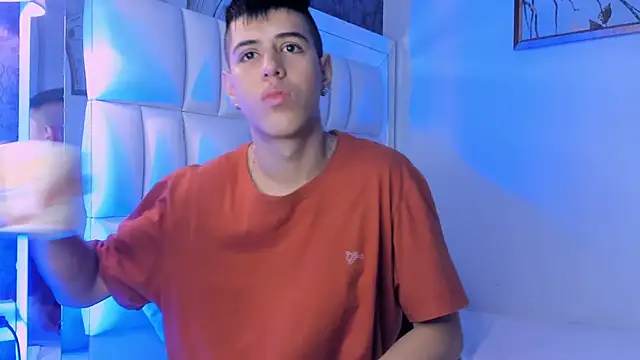 Angel Khouri online show from January 30, 8:42 pm