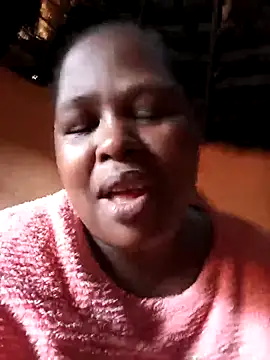 Snapshot of SexyLadyBoosxx chatting on April 7, 10:59 am SexyLadyBoosxx online show from April 7, 10:59 am