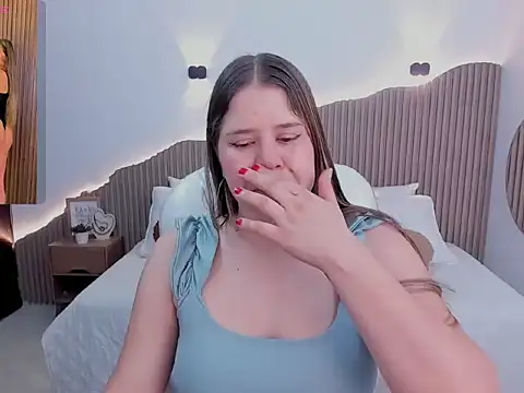 Snapshot of Annie_kurt_ chatting on February 24, 1:53 pm Annie kurt online show from February 24, 1:53 pm