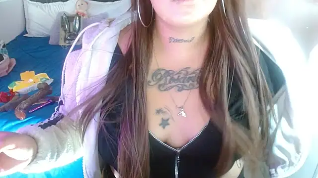 Snapshot of brittanysexhot chatting on March 27, 4:51 pm brittanysexhot online show from March 27, 4:51 pm