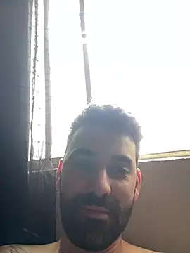 Snapshot of biel_96 chatting on January 6, 7:02 pm biel 96 online show from January 6, 7:02 pm