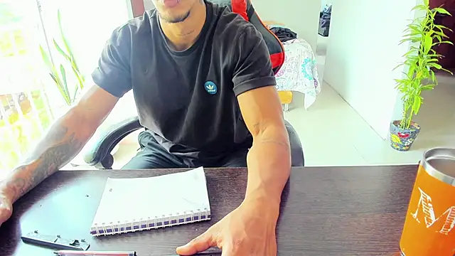 Adam Valenciia online show from October 17, 4:09 pm