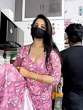 Snapshot of Best-Couple chatting on February 14, 8:55 am Best-Couple online show from February 14, 8:55 am