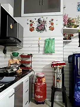 Snapshot of Best-Couple chatting on February 27, 3:39 am Best-Couple online show from February 27, 3:39 am