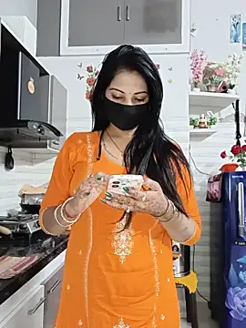 Best-Couple online show from May 26, 3:02 am
