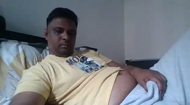 Snapshot of jemes21in chatting on March 18, 3:20 am jemes21in online show from March 18, 3:20 am