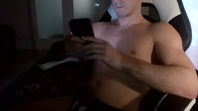 Snapshot of Kev4dad chatting on November 19, 8:03 am Kev4dad online show from November 19, 8:03 am