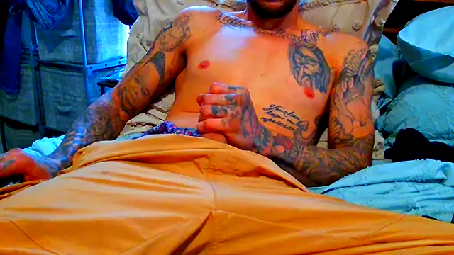 JamesMichael88 online show from December 17, 3:40 pm