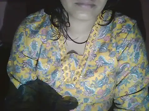 Snapshot of Hot-shanvi chatting on February 17, 11:11 pm Hot-shanvi online show from February 17, 11:11 pm