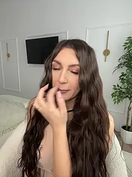 claraxjoyy online show from February 18, 6:53 am