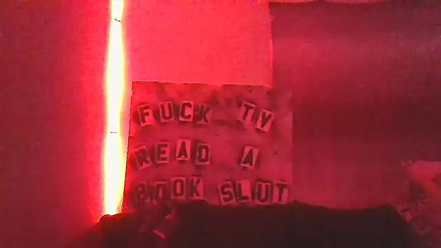 Snapshot of nickatnite1227 chatting on January 13, 7:24 am nickatnite1227 online show from January 13, 7:24 am