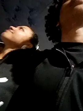 Snapshot of -Damian_Caliente- chatting on January 12, 4:31 am -Damian Caliente- online show from January 12, 4:31 am