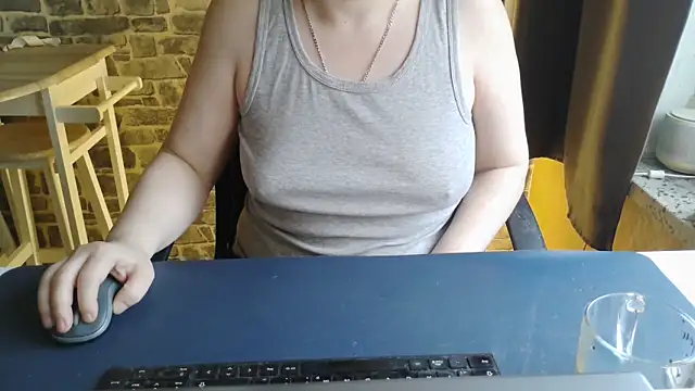 Sweet Phoenix online show from February 7, 9:02 am