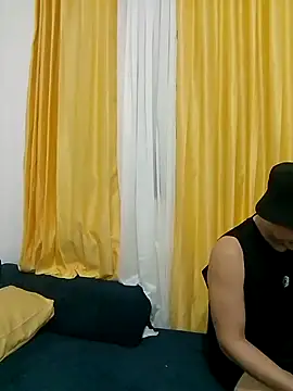 Lian Noath online show from January 7, 7:10 am