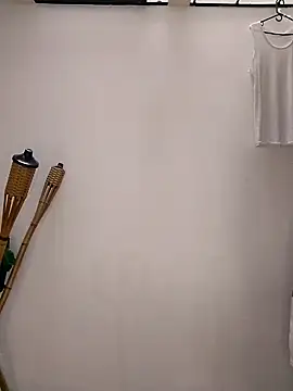 Lian Noath online show from February 15, 12:54 pm