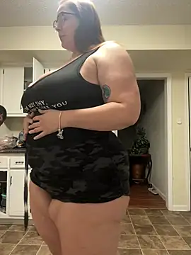 Thickarella420 online show from January 11, 2:20 am
