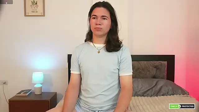 Snapshot of cute_erelis_ chatting on April 15, 3:24 am cute erelis online show from April 15, 3:24 am