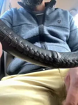 skyisthelimit12 online show from January 13, 9:52 am