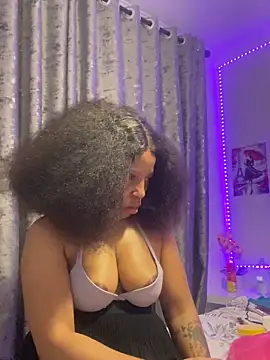 Thando04 online show from April 11, 11:53 pm