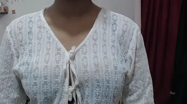 Honey Bee25 online show from January 28, 4:18 am