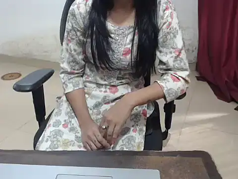 Honey Bee25 online show from December 16, 6:29 am