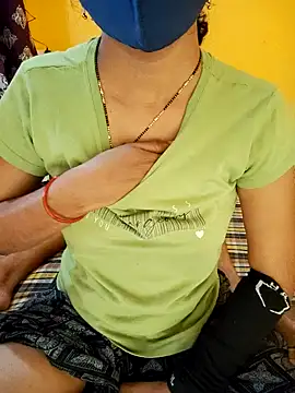Snapshot of lovelygirl4567 chatting on February 3, 4:25 am lovelygirl4567 online show from February 3, 4:25 am