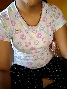 Snapshot of lovelygirl4567 chatting on March 22, 5:39 am lovelygirl4567 online show from March 22, 5:39 am
