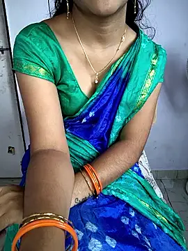 lovelygirl4567 online show from November 5, 6:35 am