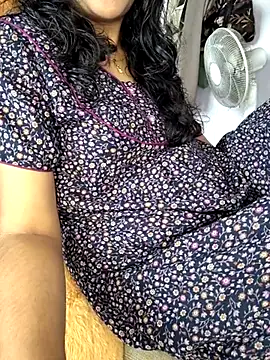 lovelygirl4567 online show from November 29, 5:43 am