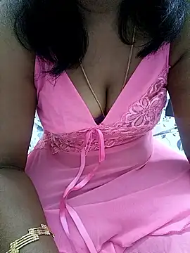 Tamil Vishalini online show from November 17, 5:30 pm