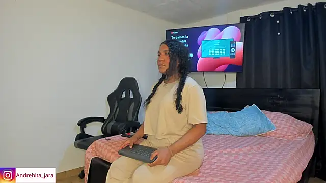 Snapshot of madisonbrunette chatting on October 30, 7:25 pm madisonbrunette online show from October 30, 7:25 pm