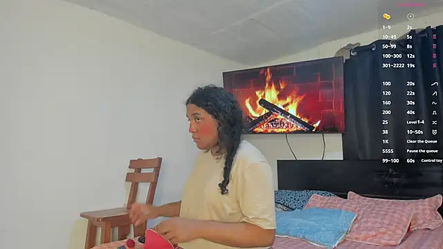 Snapshot of madisonbrunette chatting on November 10, 7:24 pm madisonbrunette online show from November 10, 7:24 pm