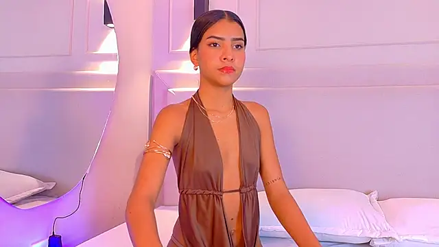 NaomiKlarc online show from November 13, 3:38 am