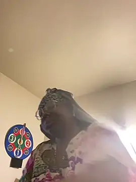 DamnBubbles online show from March 14, 3:04 am