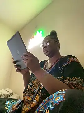 DamnBubbles online show from March 13, 10:38 pm