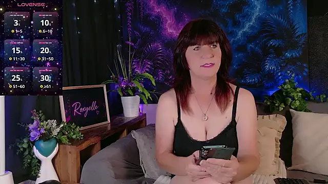 roxyyyrose online show from July 26, 9:32 pm