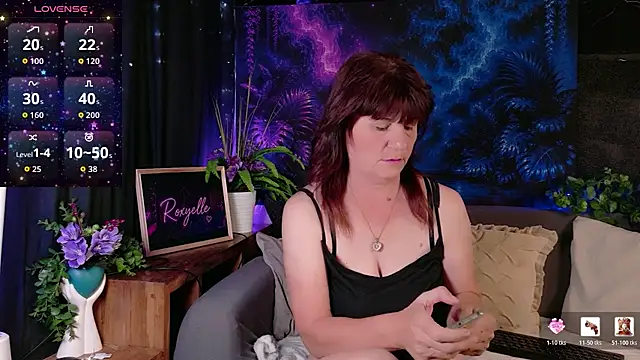 roxyyyrose online show from July 29, 10:08 pm