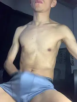 gabrielzinnnn085 online show from March 5, 3:46 am