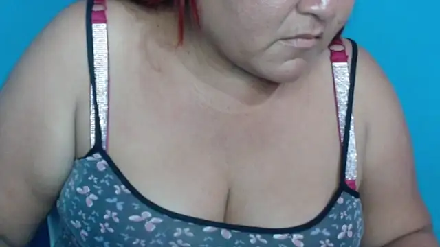 Dirtydiva1 online show from January 2, 1:30 pm