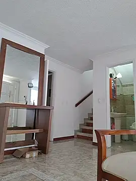 Snapshot of karina_warthon chatting on February 12, 5:30 pm karina warthon online show from February 12, 5:30 pm