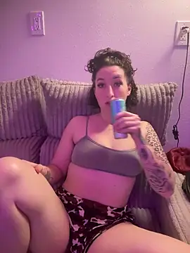 ParkerGYATT online show from March 25, 10:16 pm