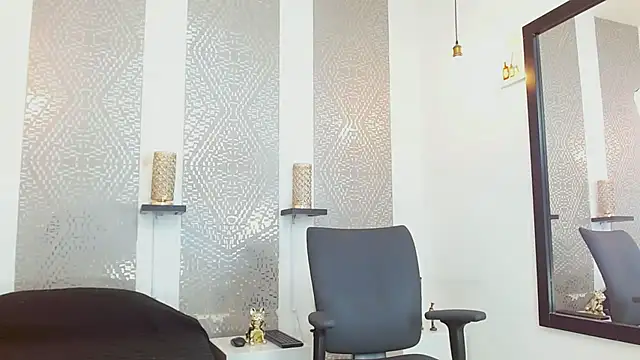 leyli ass online show from January 13, 10:35 pm