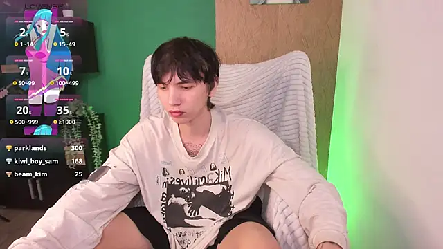 Tayller Jonson online show from February 23, 1:10 pm