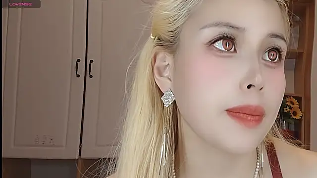 Lucky-xiuxiu online show from March 6, 6:08 am