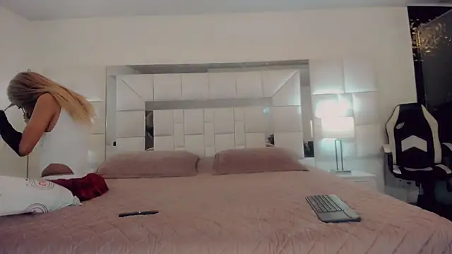 Gisele fox online show from March 14, 7:23 pm