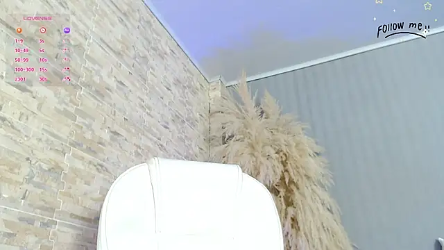 Snapshot of harper_ziu chatting on February 19, 7:16 pm harper ziu online show from February 19, 7:16 pm