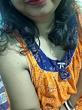 Snapshot of _MilkyBar chatting on November 28, 12:57 am MilkyBar online show from November 28, 12:57 am