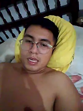 Snapshot of RODRI_POLLADURA chatting on November 18, 11:37 pm RODRI POLLADURA online show from November 18, 11:37 pm