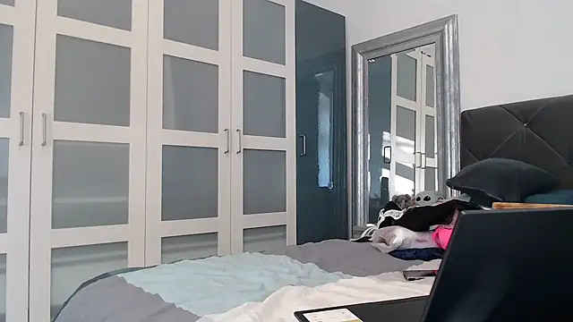 Snapshot of SexyJoanne chatting on March 9, 2:54 pm SexyJoanne online show from March 9, 2:54 pm